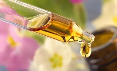 采用新鴻順基礎(chǔ)油制作的潤滑油究竟好在哪里？